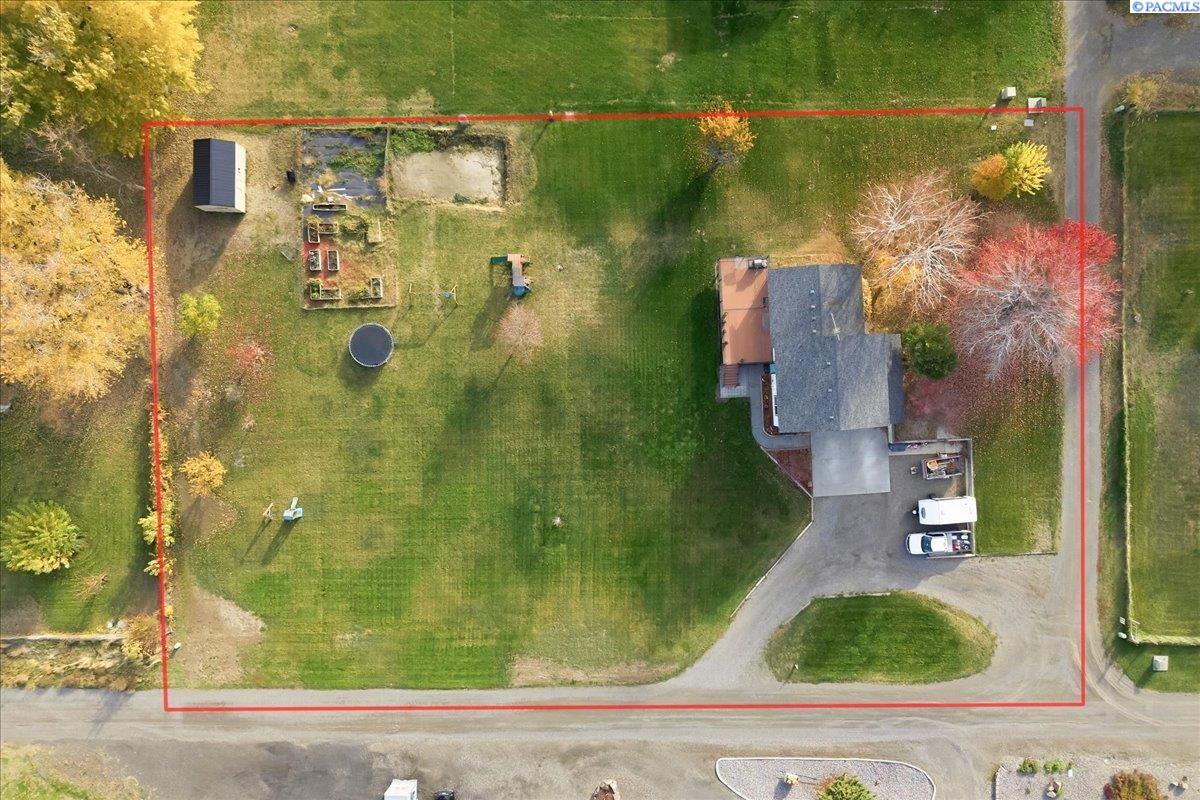 203 W Wagon Wheel Pr Nw