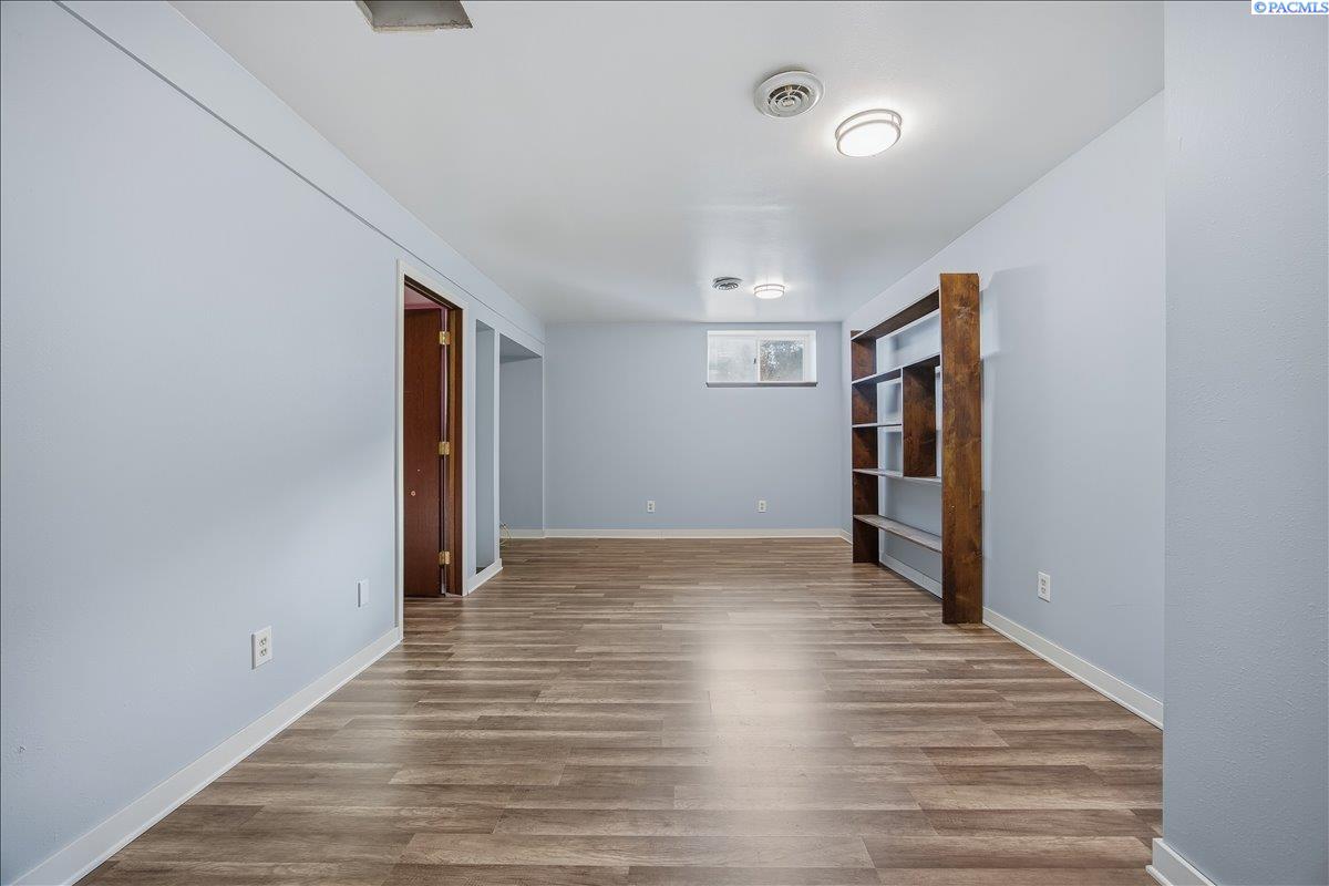 203 W Wagon Wheel Pr Nw