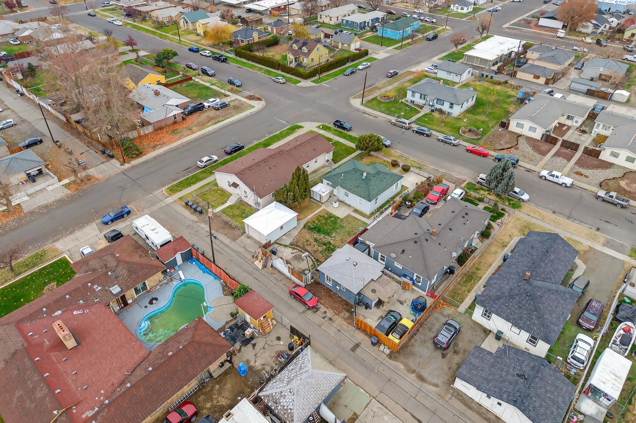 1126 W Yakima St