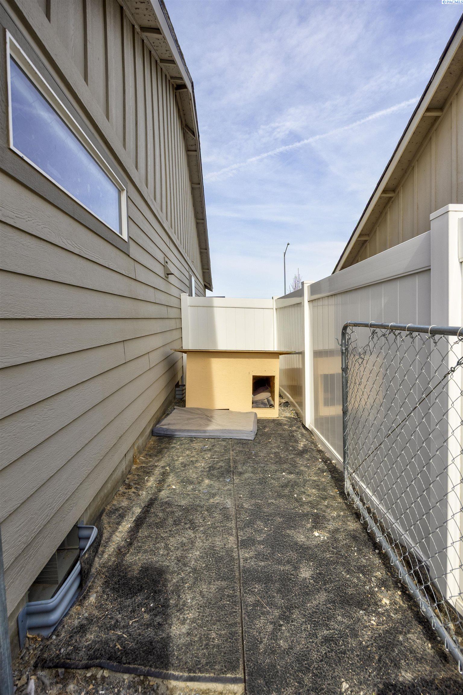 521 Marysville Way