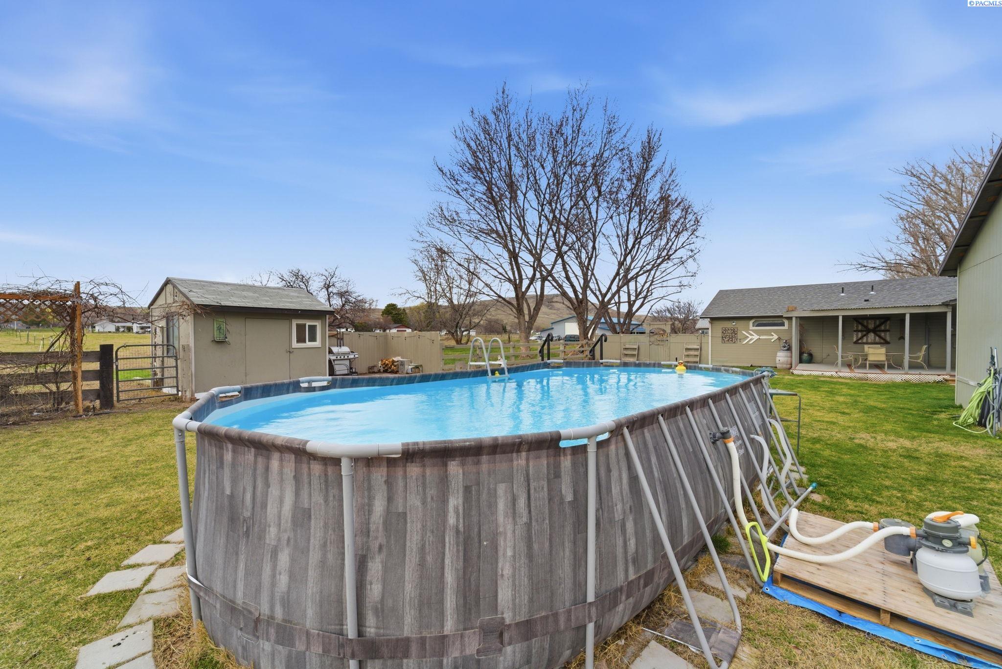 5603 E Hamilton Rd