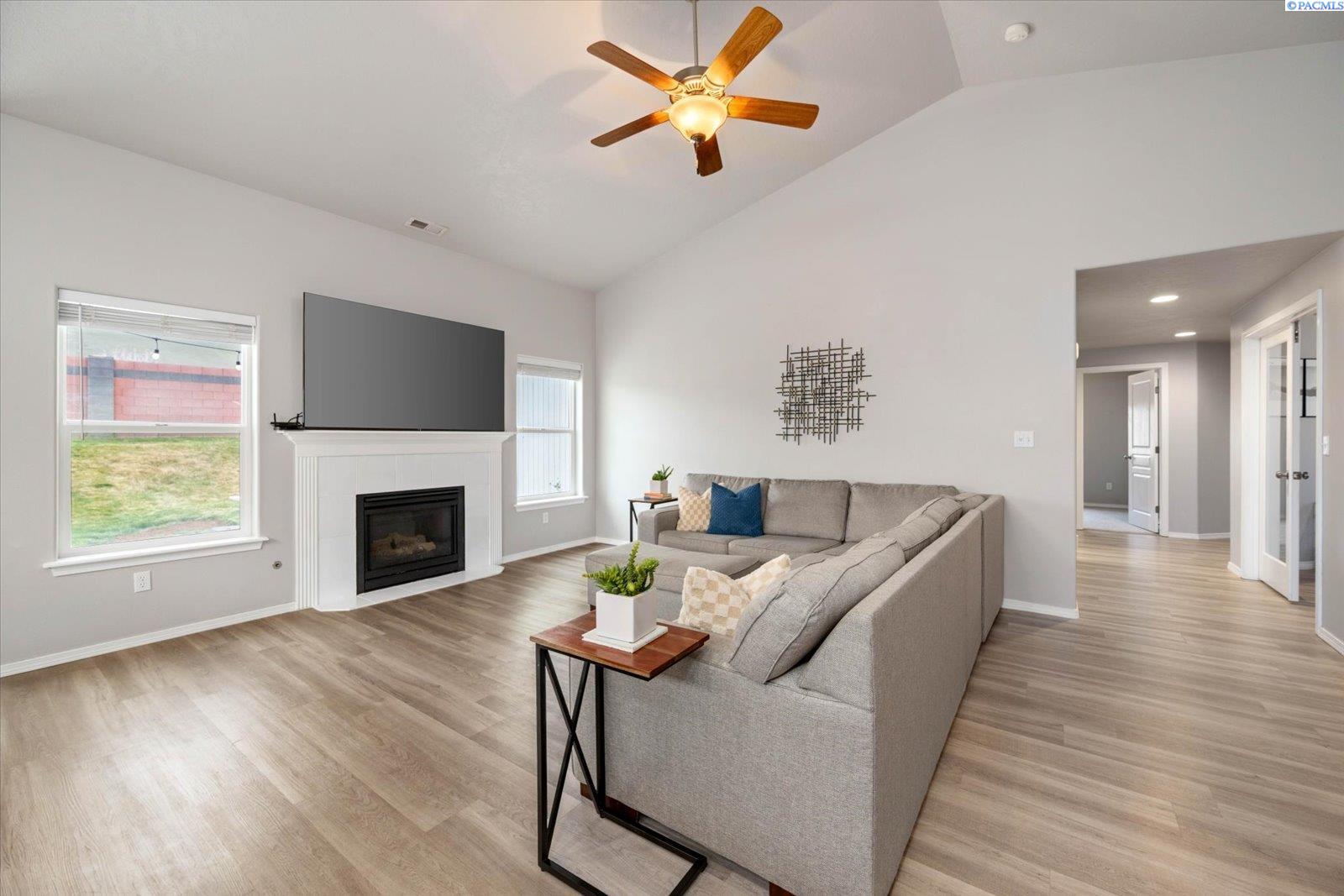 5321 Pinehurst Street