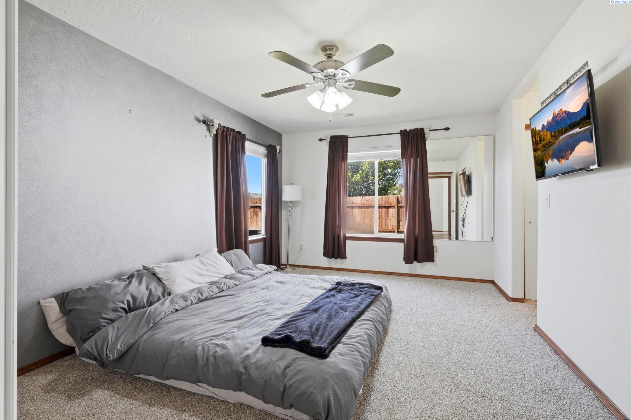 5512 Leon Ct