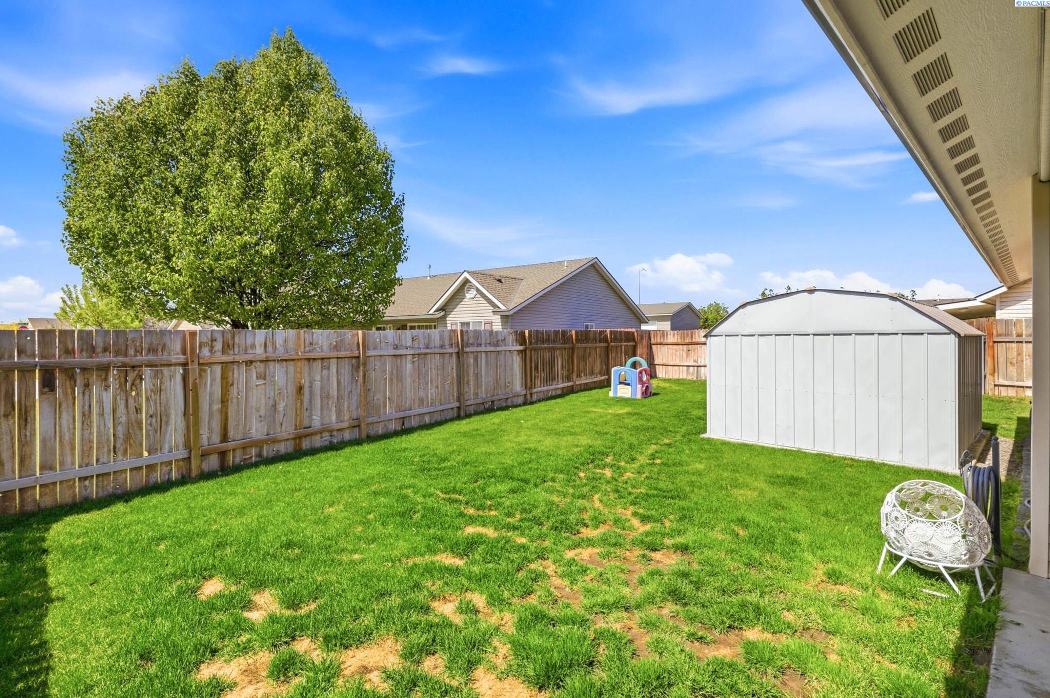 5512 Leon Ct
