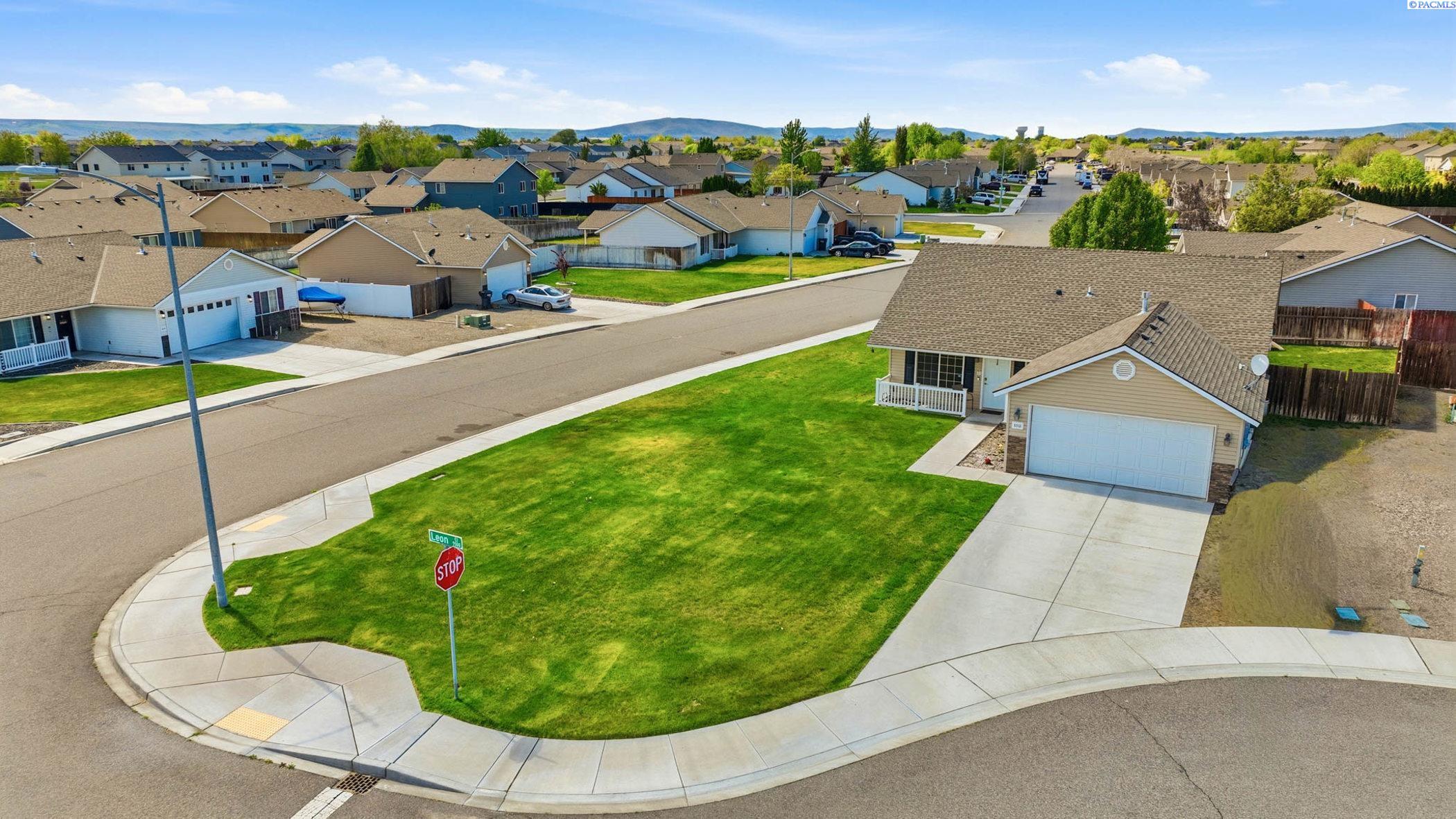 5512 Leon Ct