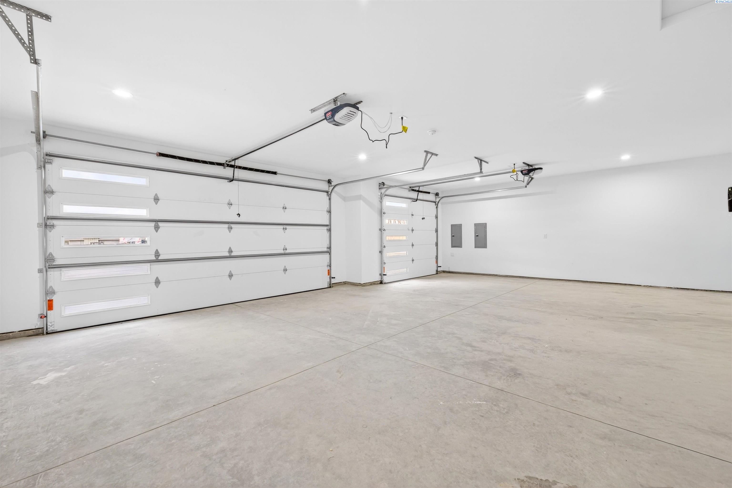 7712 Allison Ct