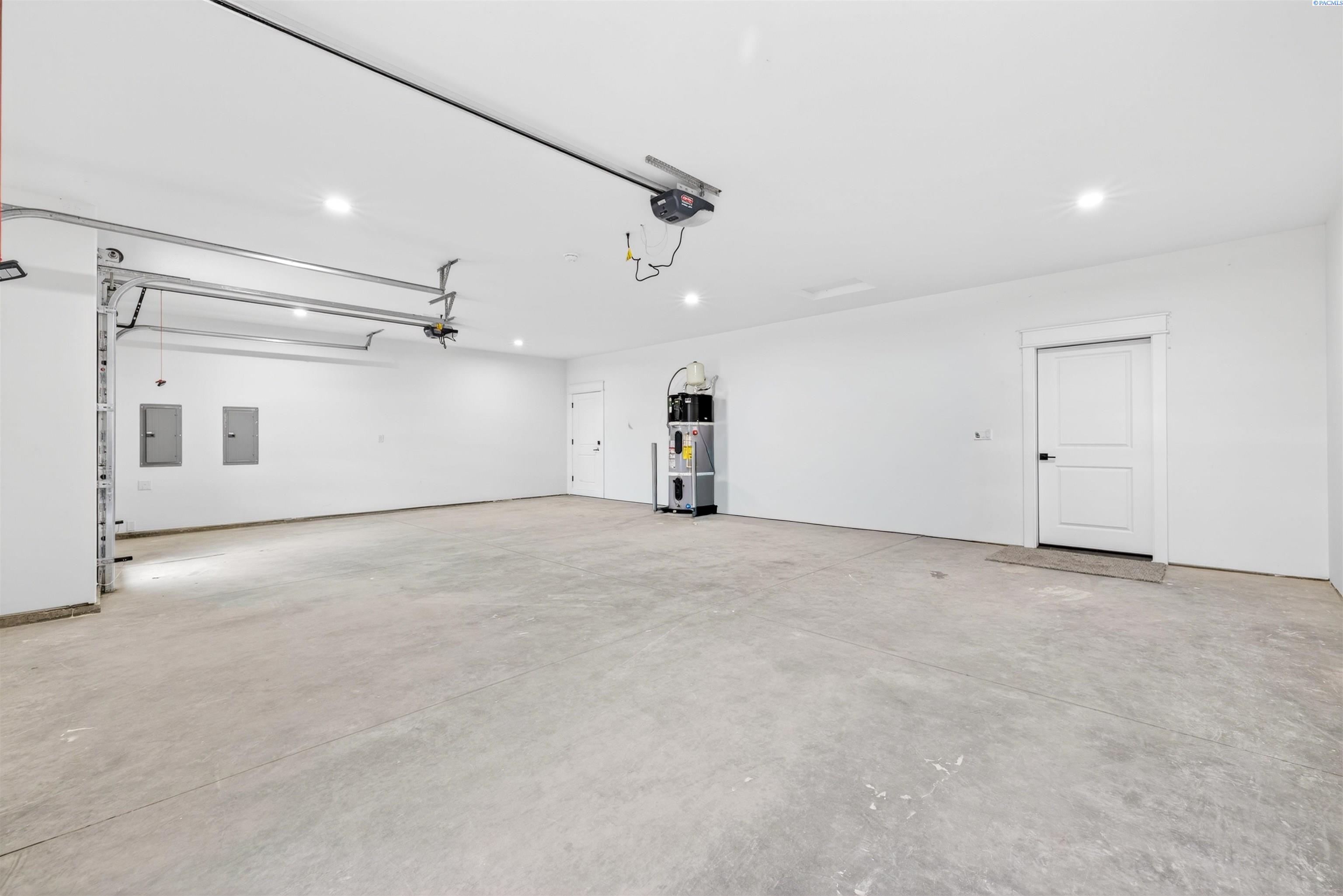 7712 Allison Ct