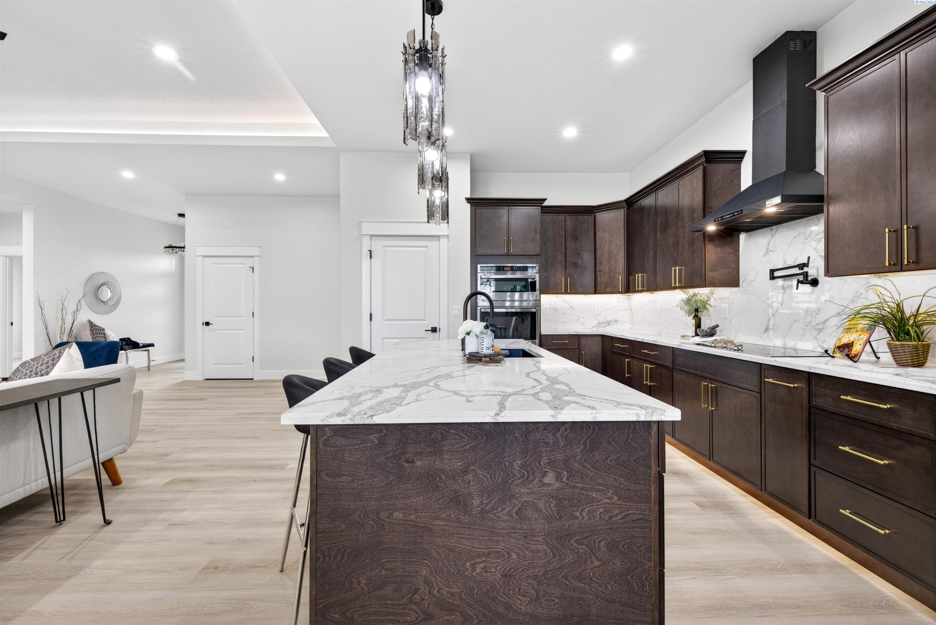 7712 Allison Ct