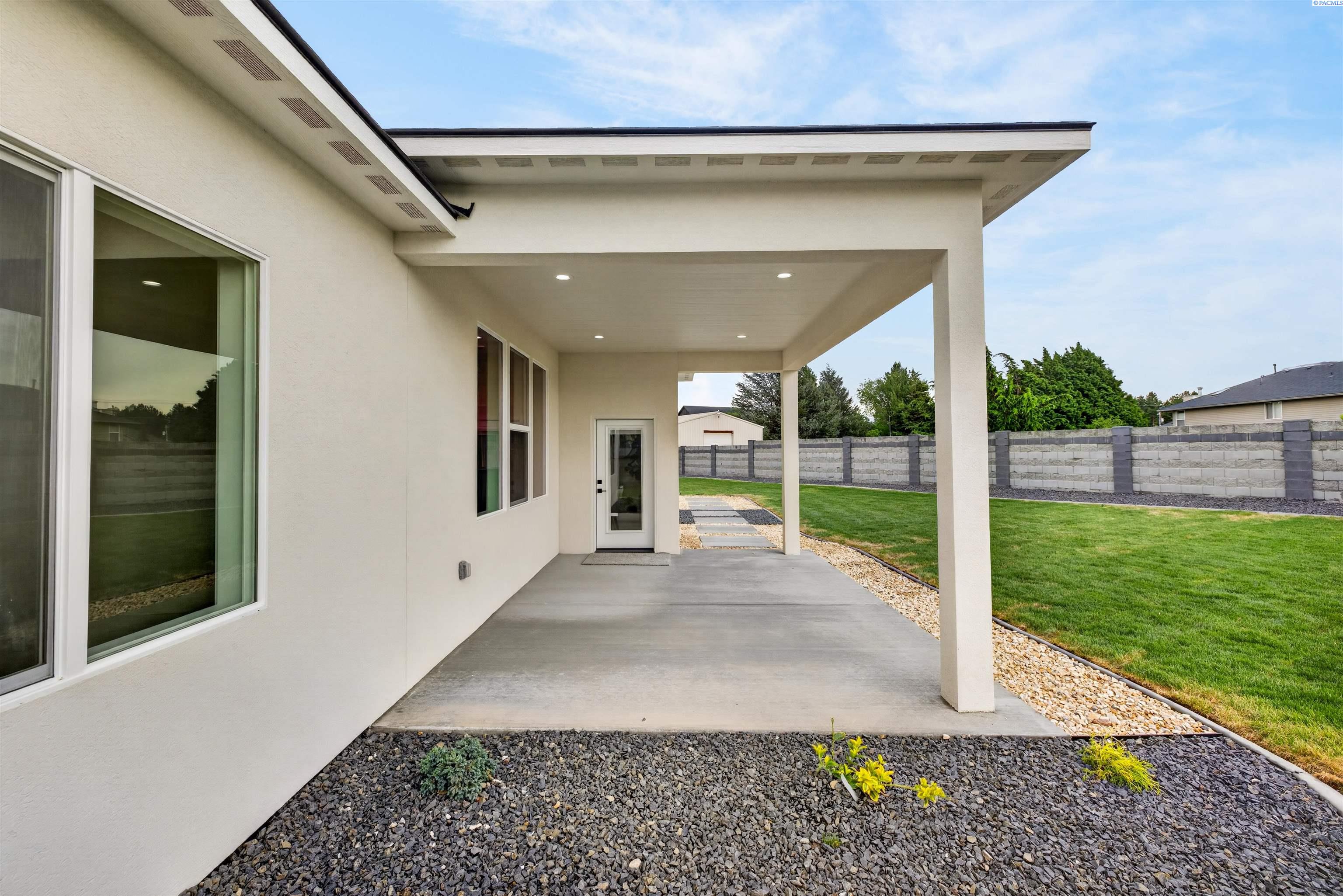 7712 Allison Ct