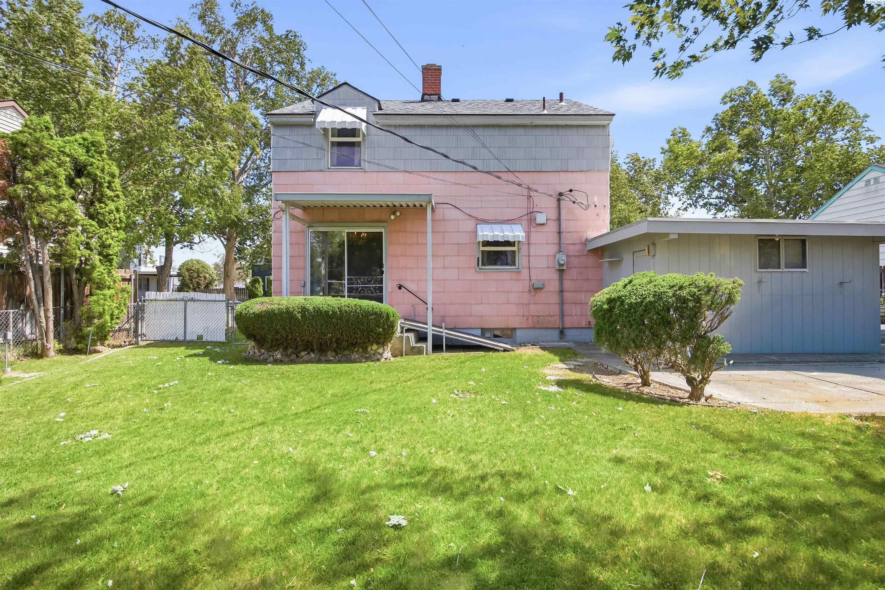 309 Barth Ave