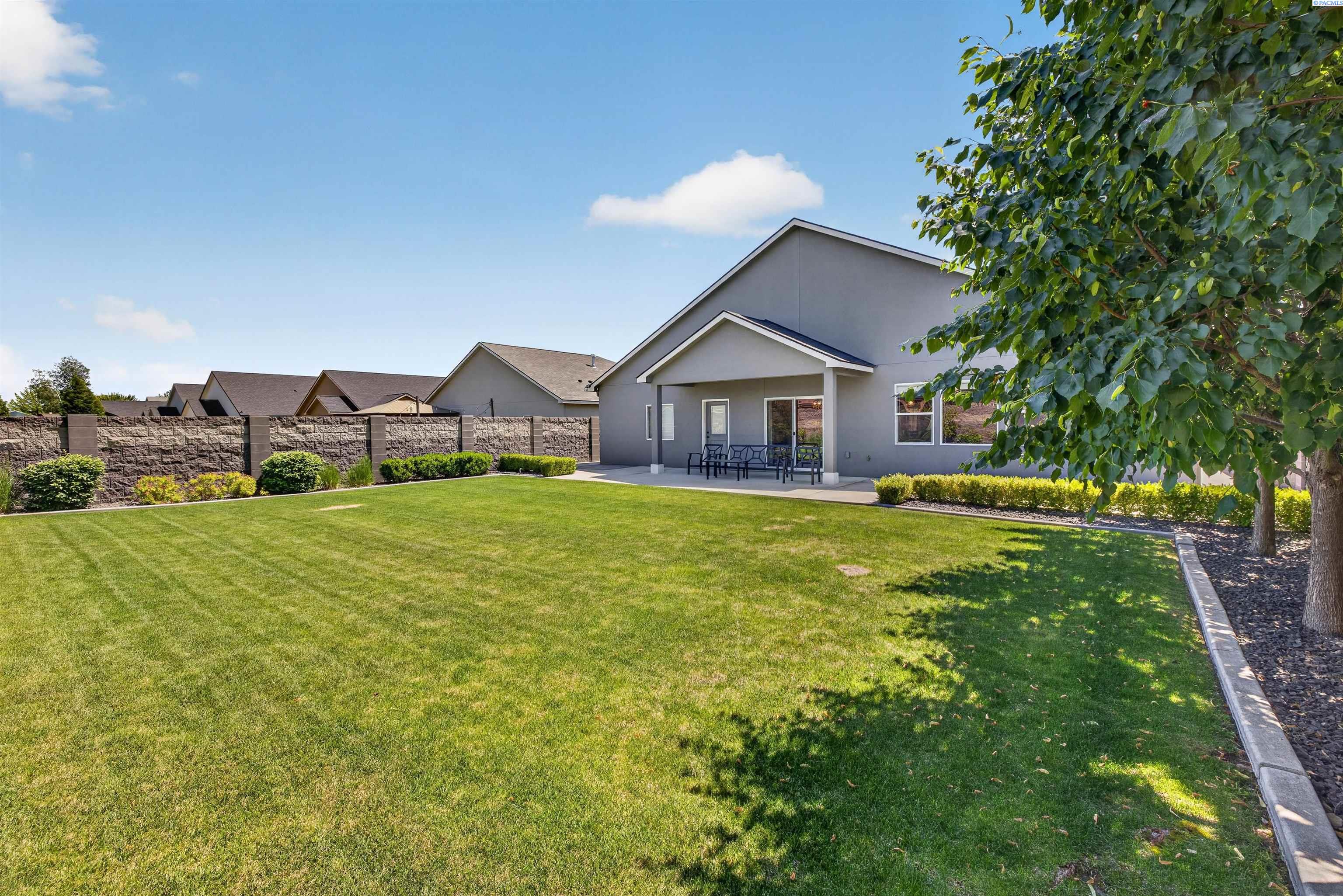 8913 Sophie Rae Ct