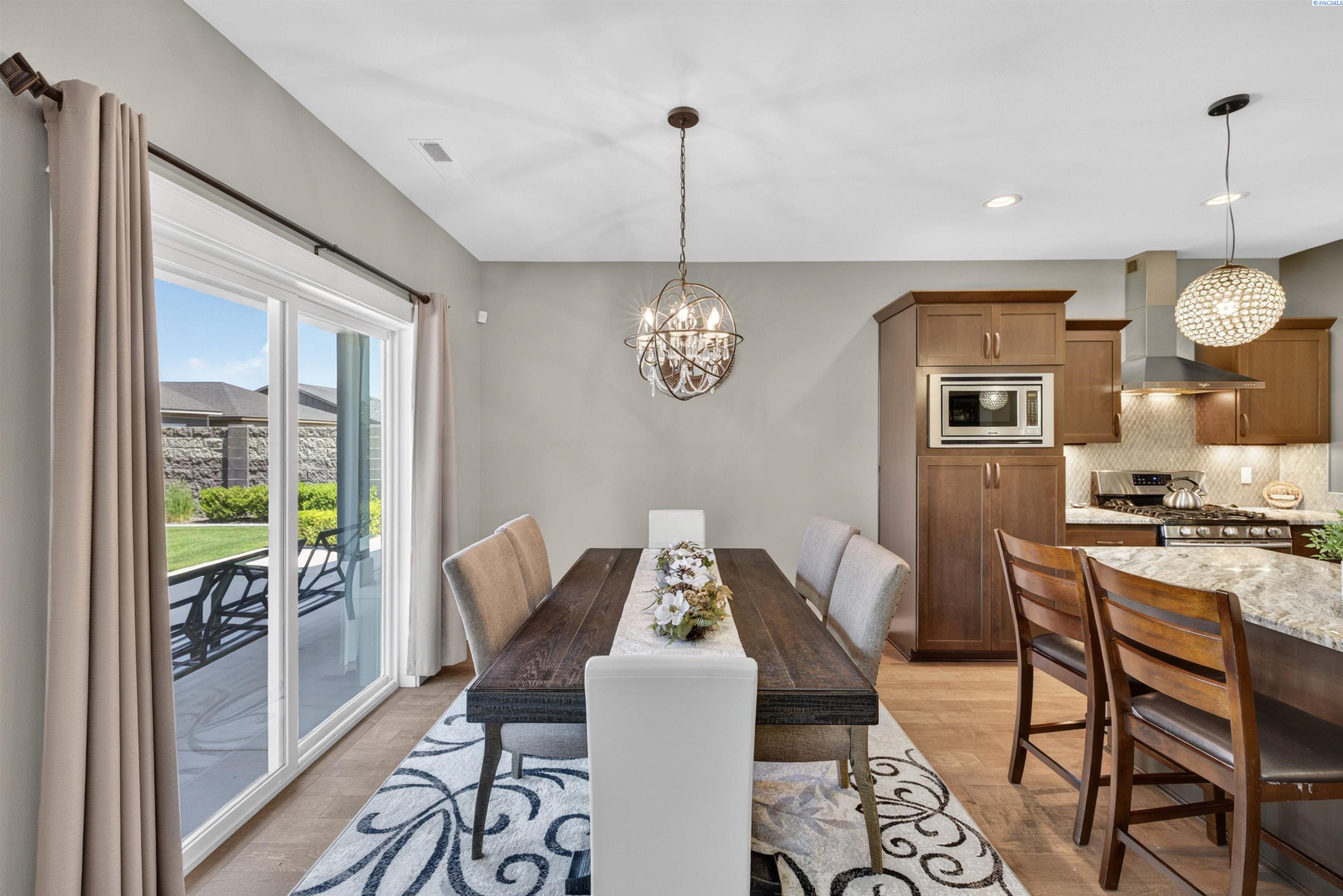 8913 Sophie Rae Ct
