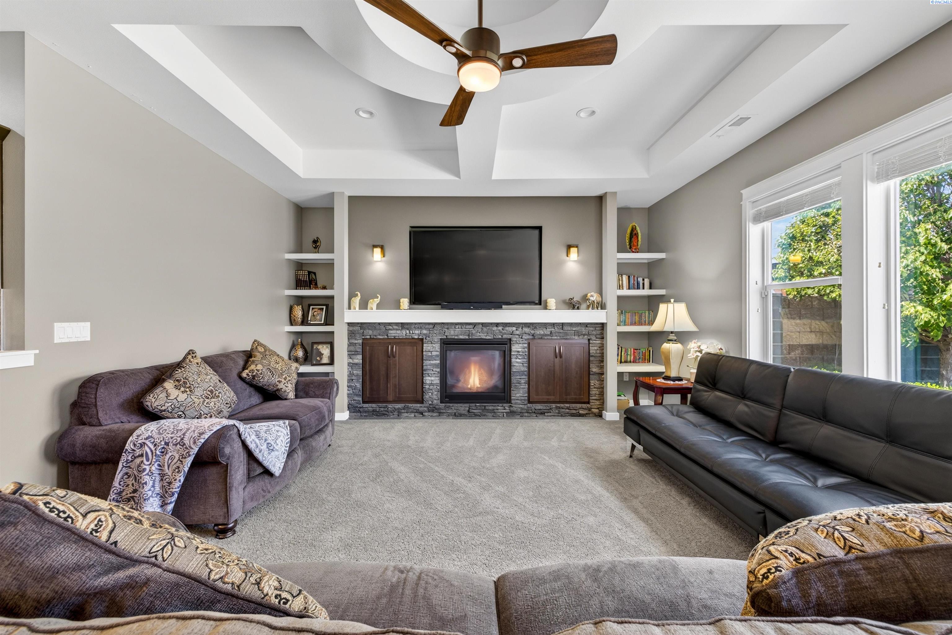 8913 Sophie Rae Ct