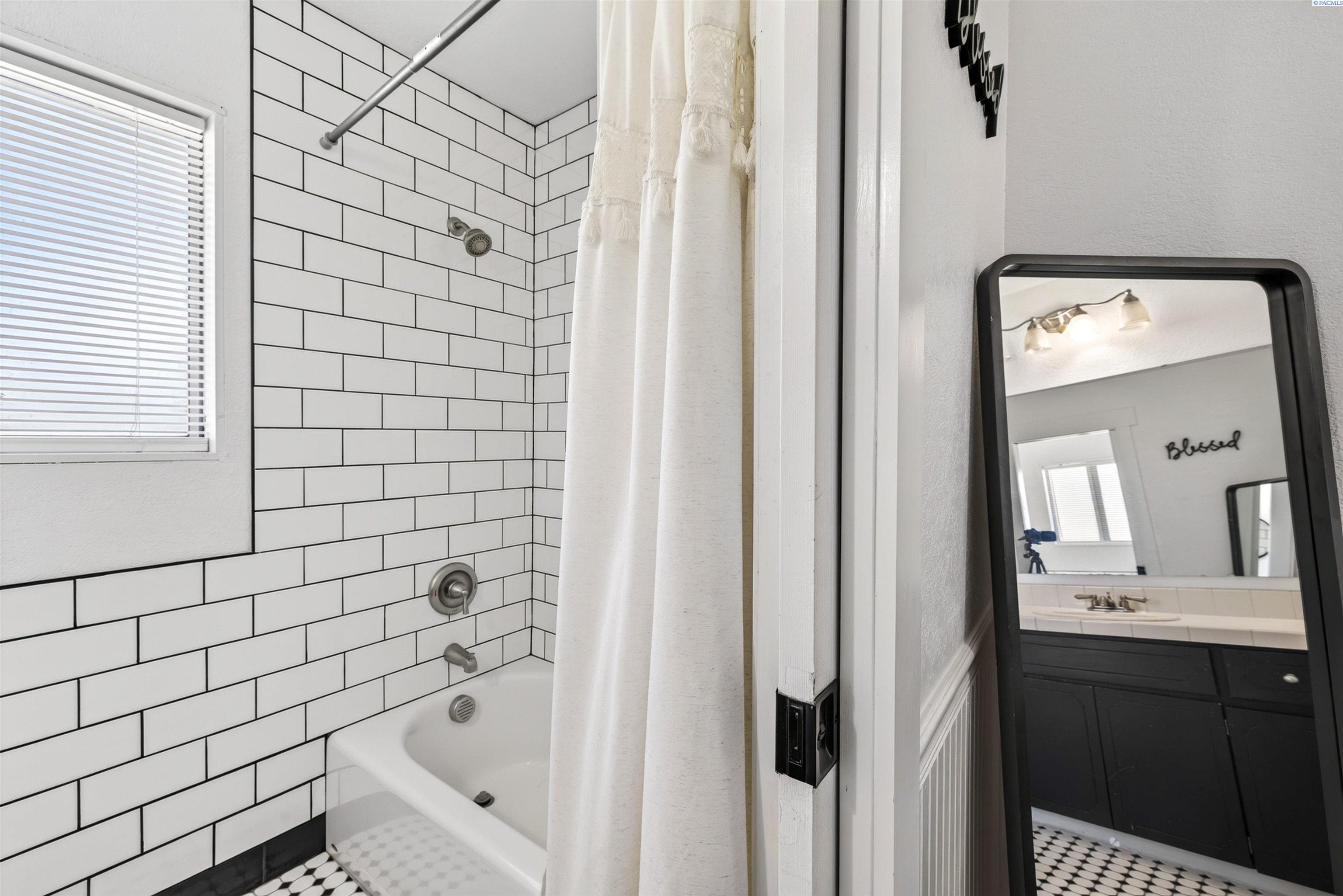509 W Wagon Wheel Pr Nw