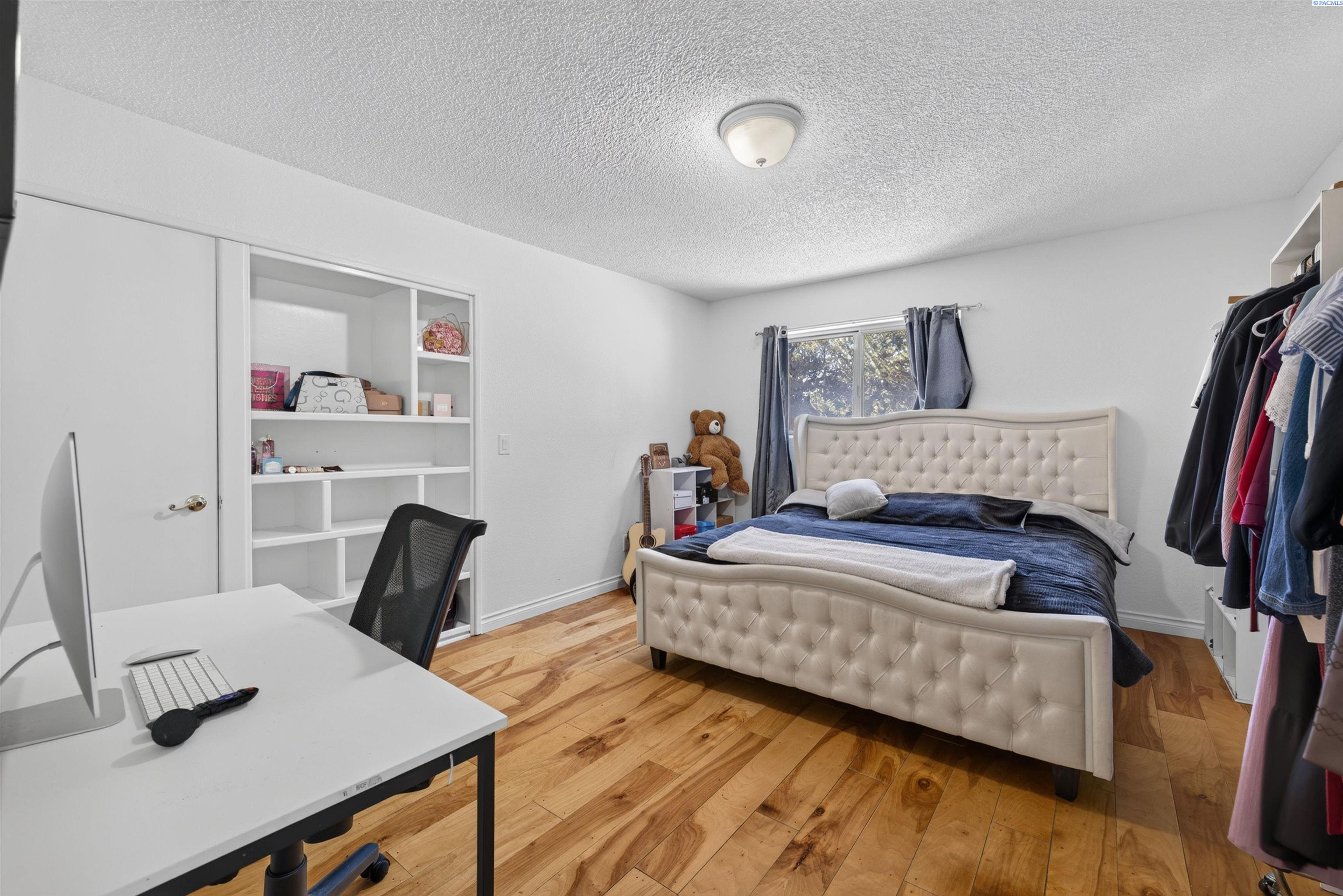 509 W Wagon Wheel Pr Nw