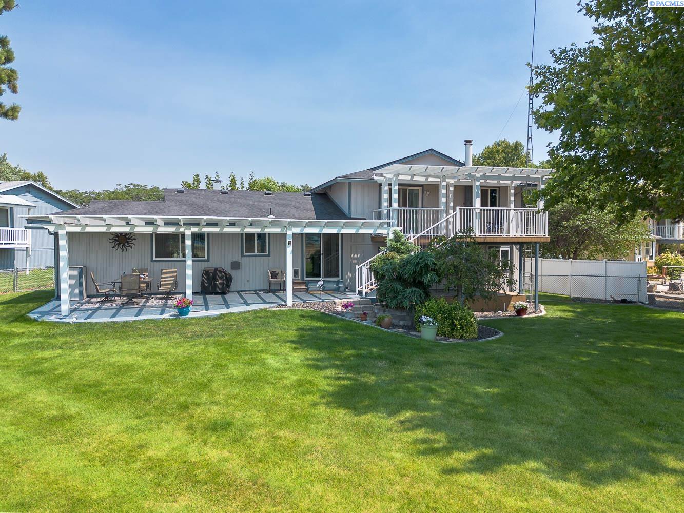 1912 Cherry Lane