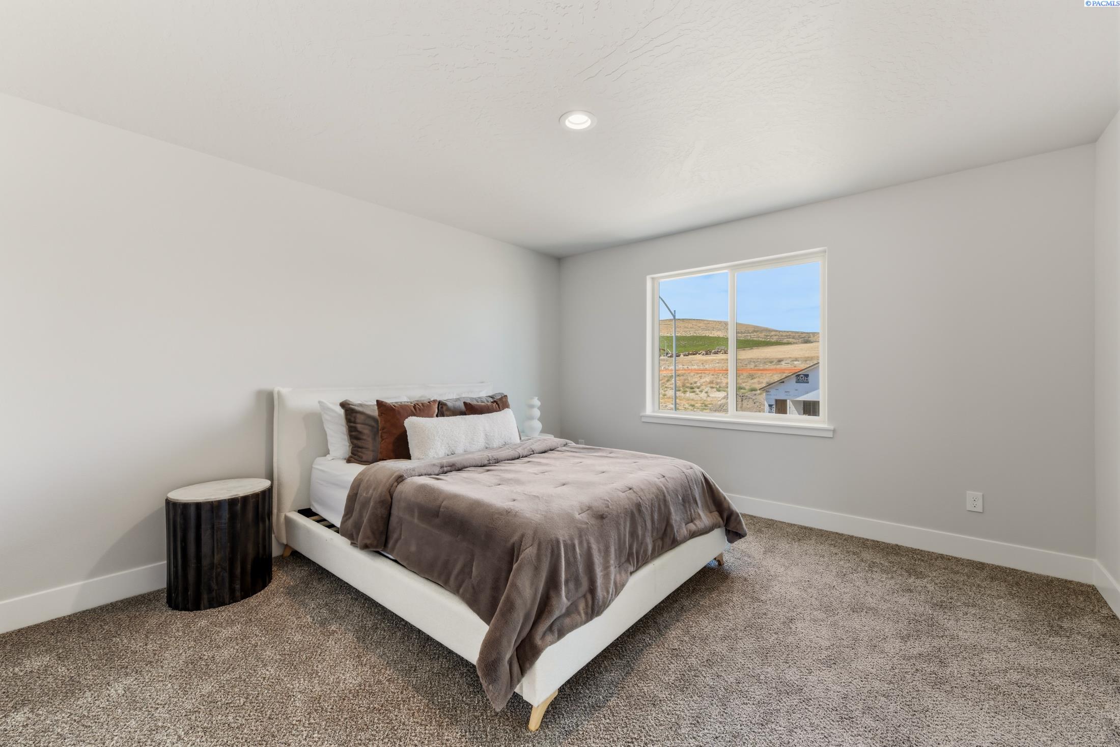 721 Honeylicious St