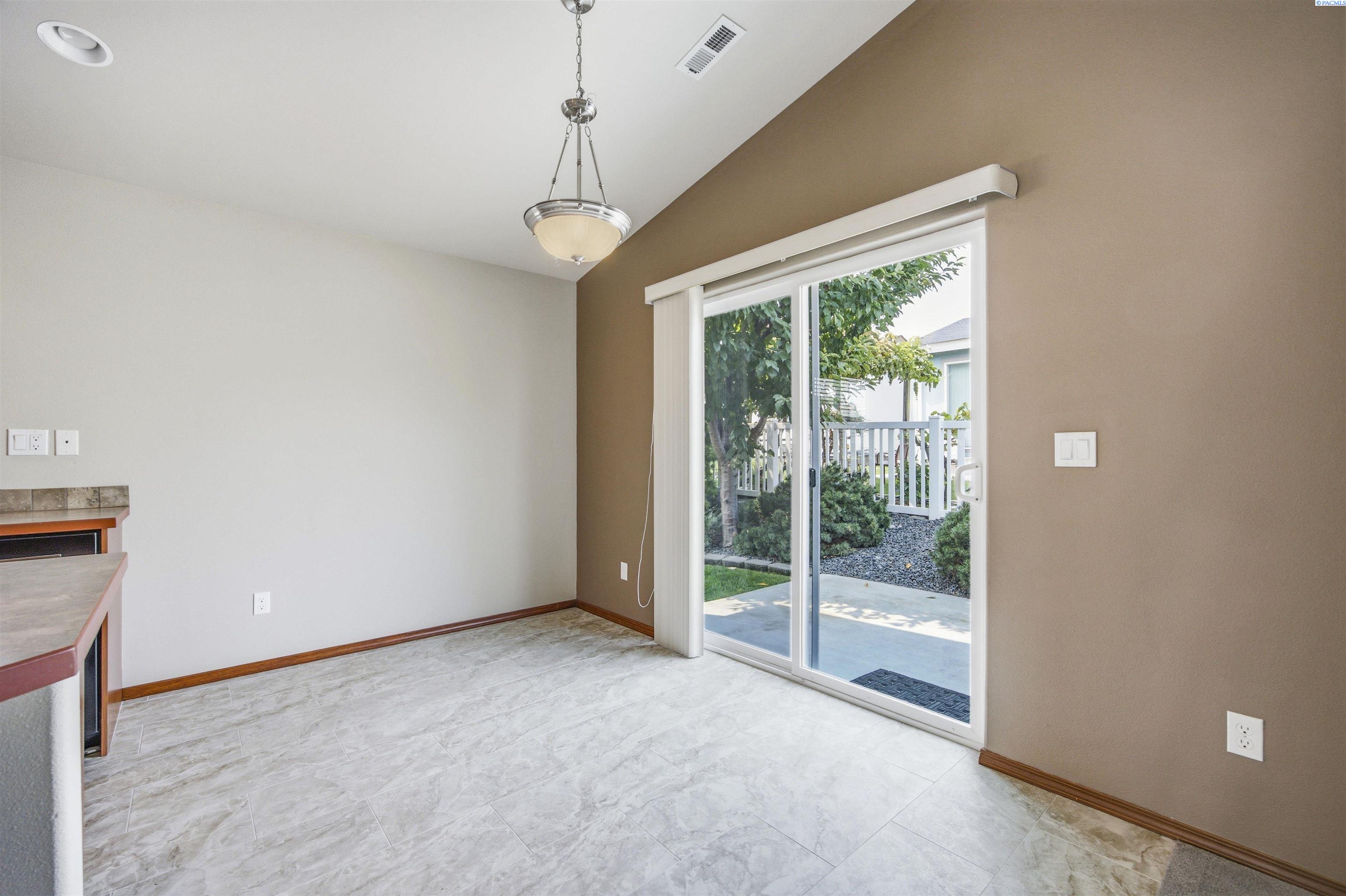 1691 Cactus Loop
