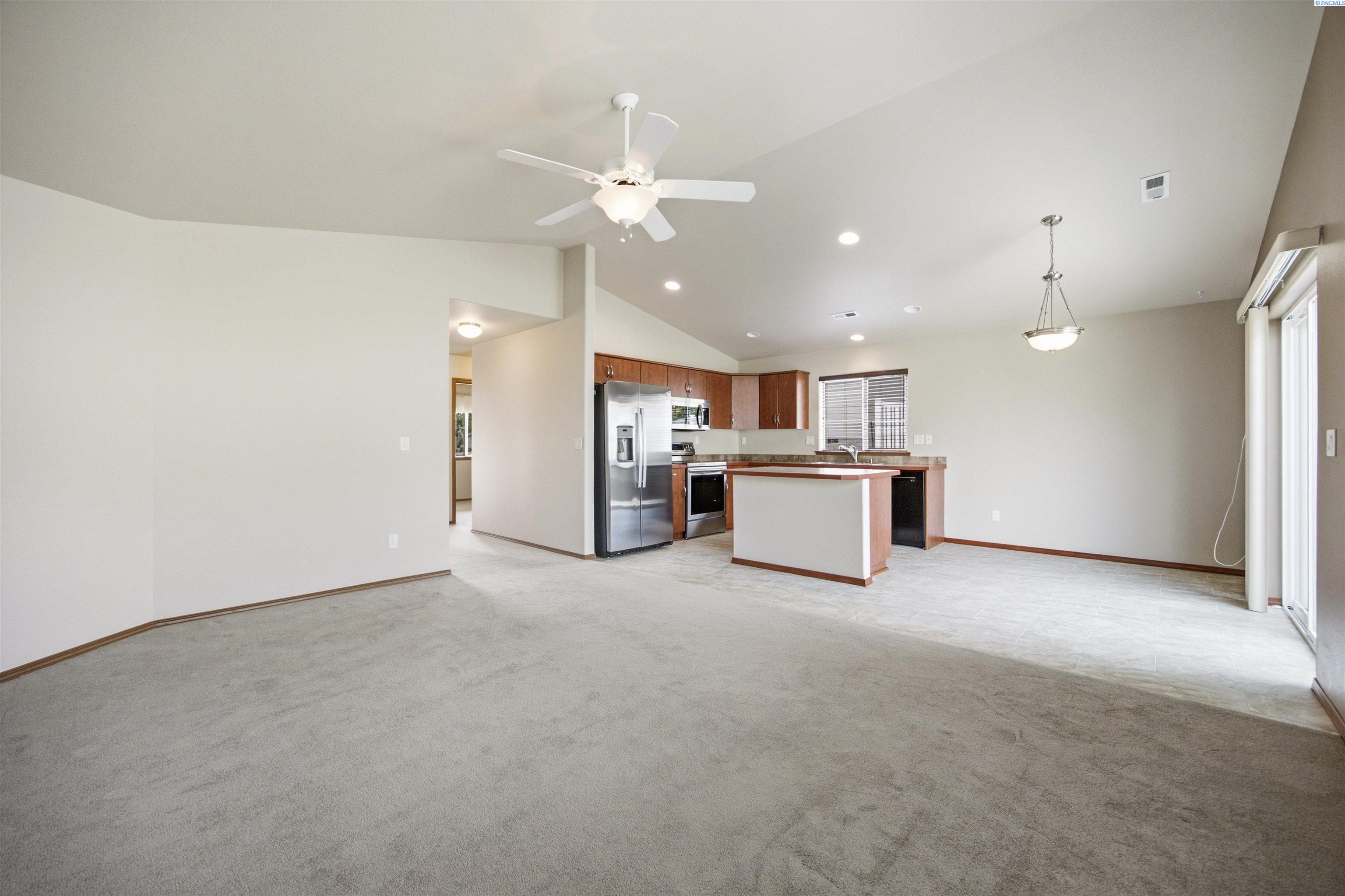 1691 Cactus Loop
