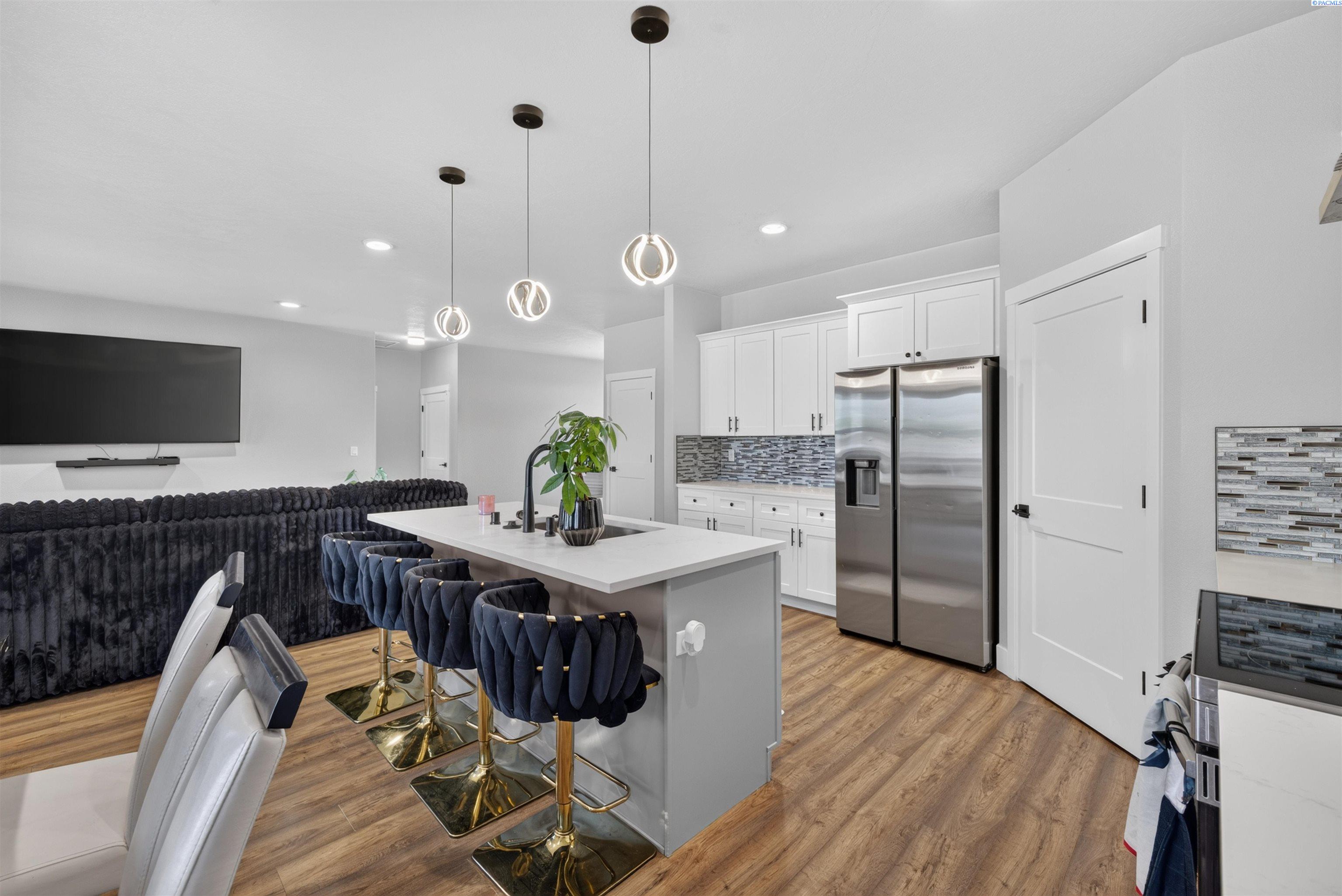 618 Caridad Court