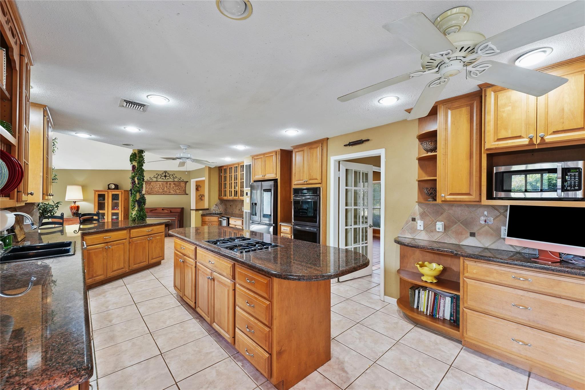 1430 Sweet Gum Ln