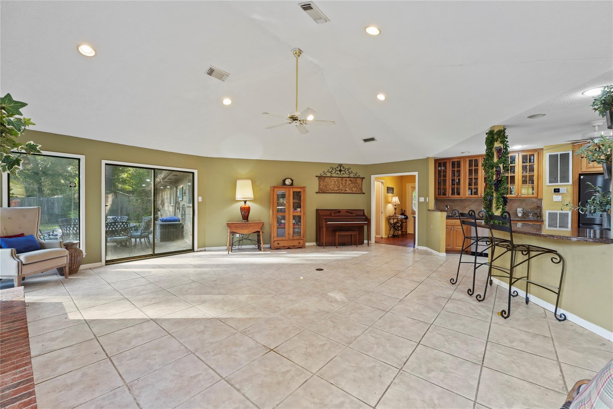 1430 Sweet Gum Ln