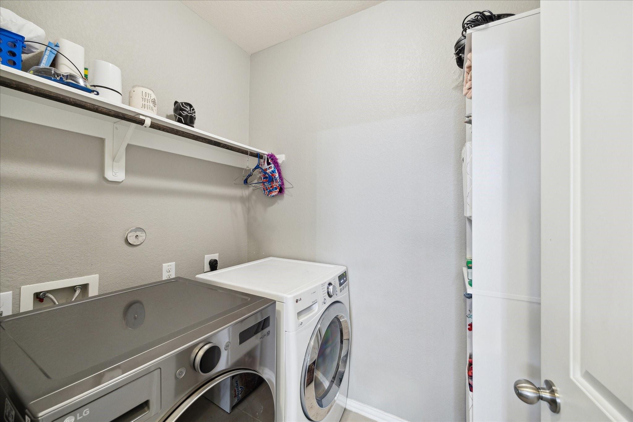 6614 Hunters Way Lane