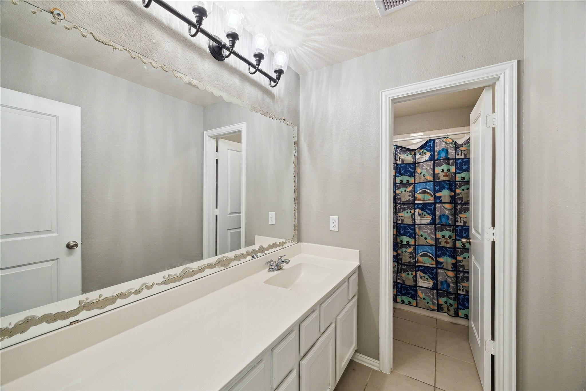 6614 Hunters Way Lane