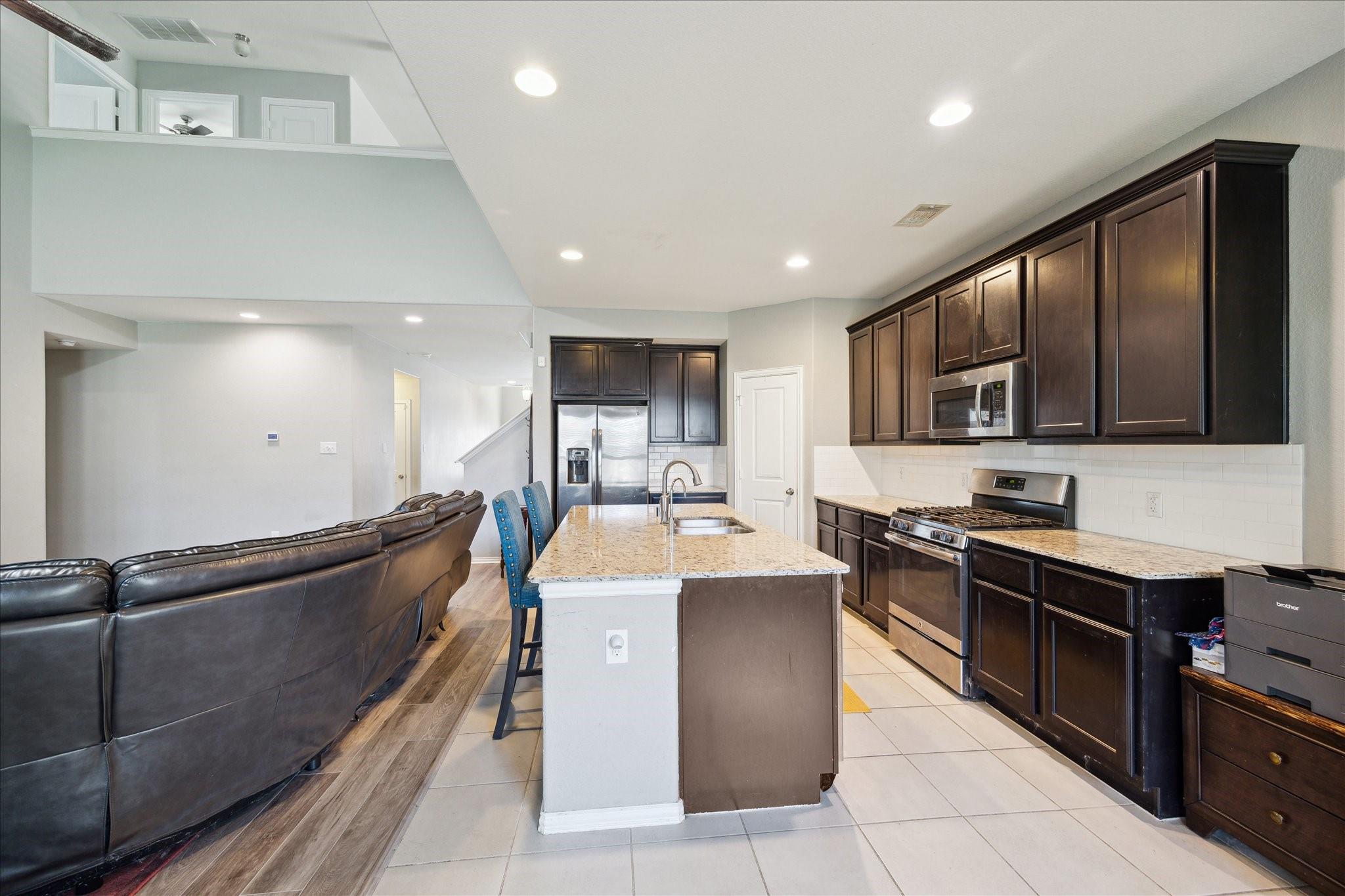 6614 Hunters Way Lane