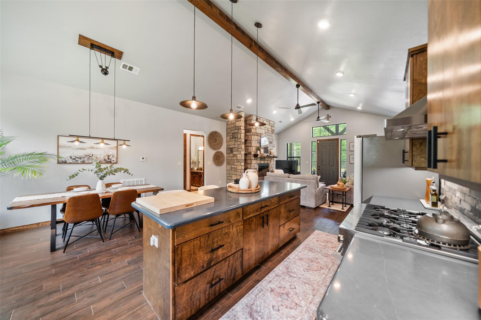 605 County Road 2191