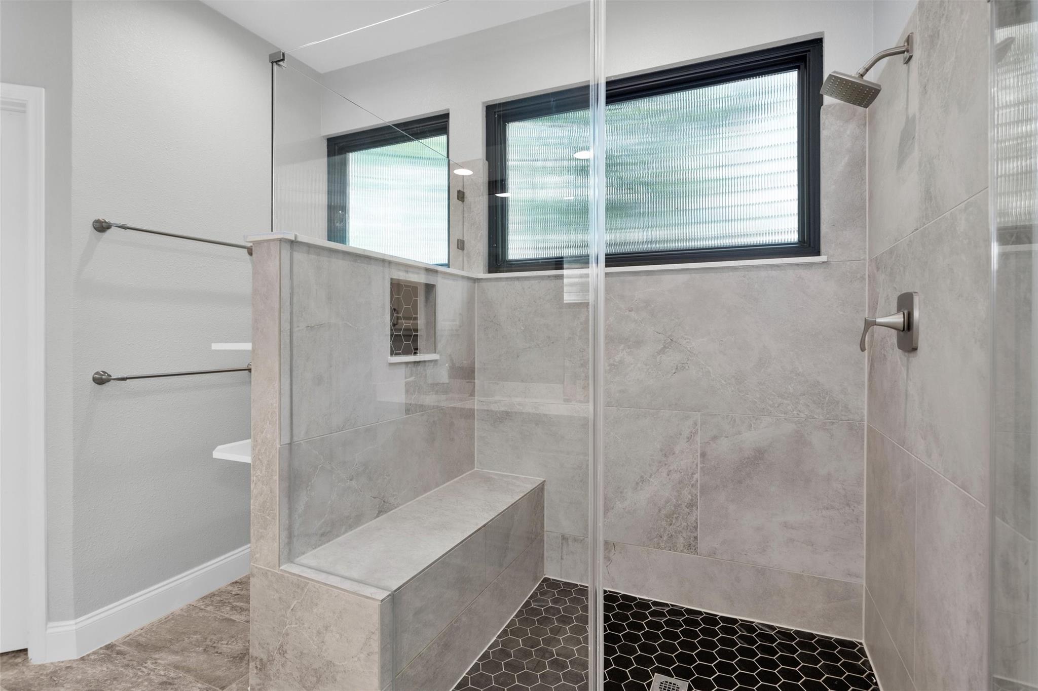 84 E Lakeridge Drive