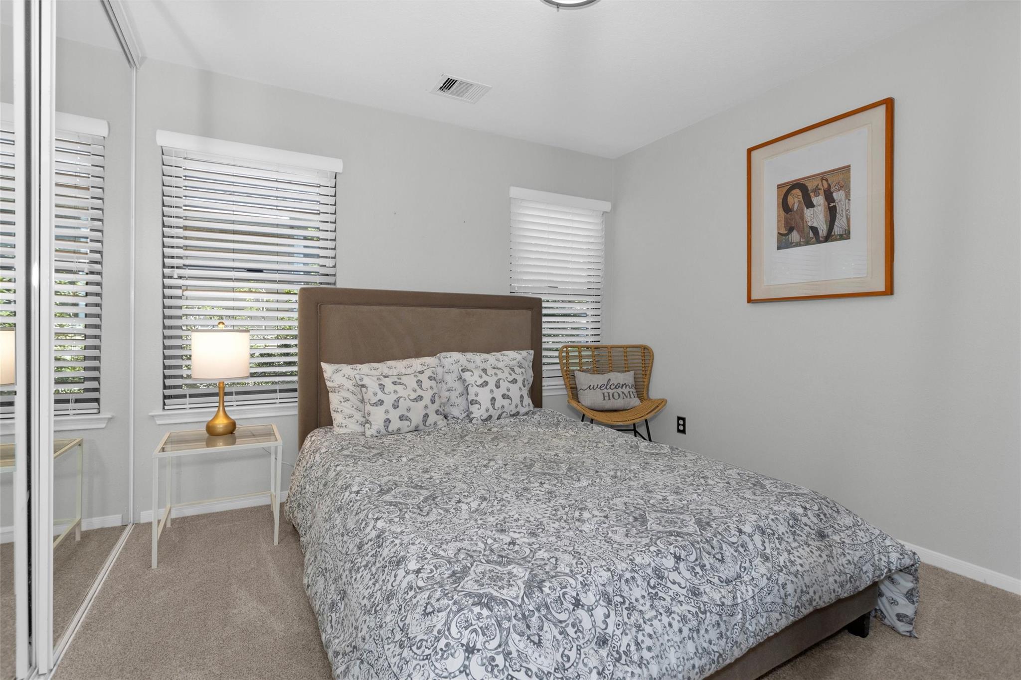 84 E Lakeridge Drive
