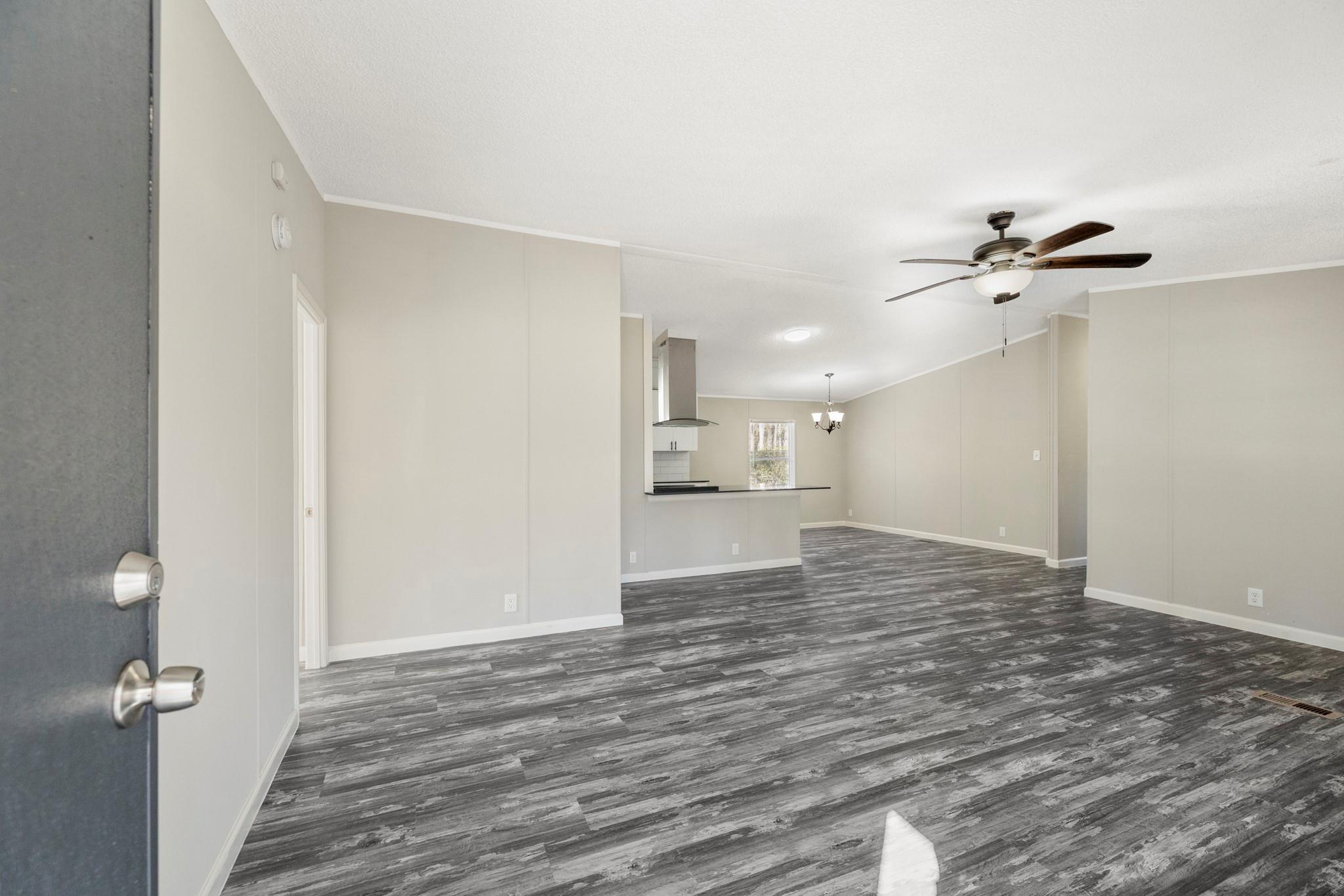11438 Creek Drive