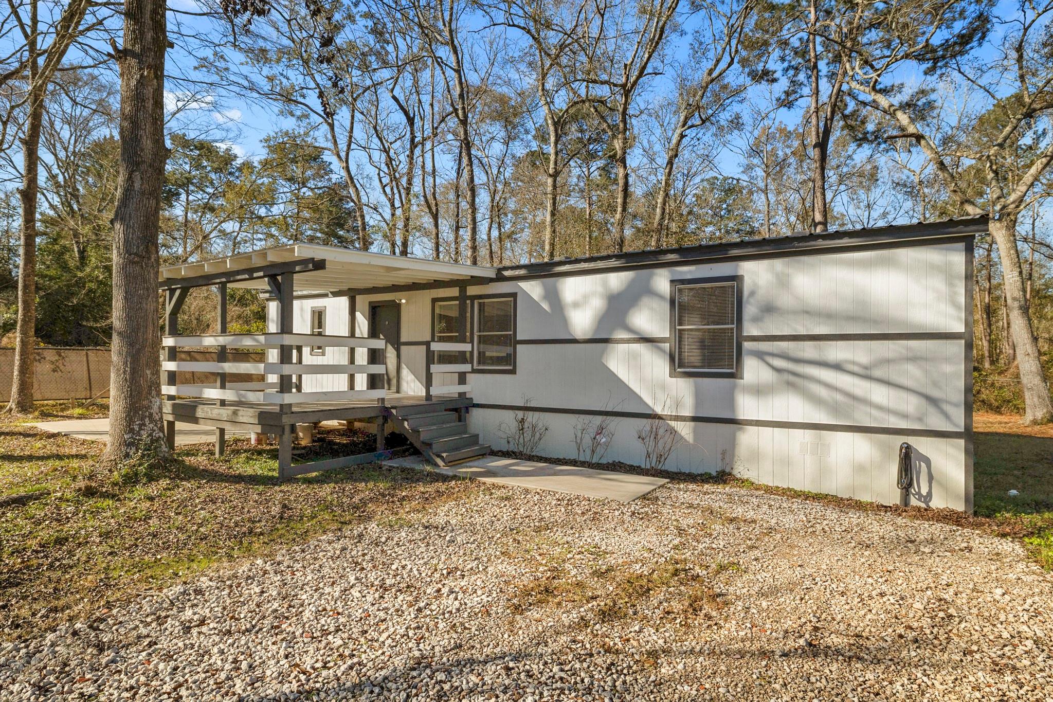 11438 Creek Drive
