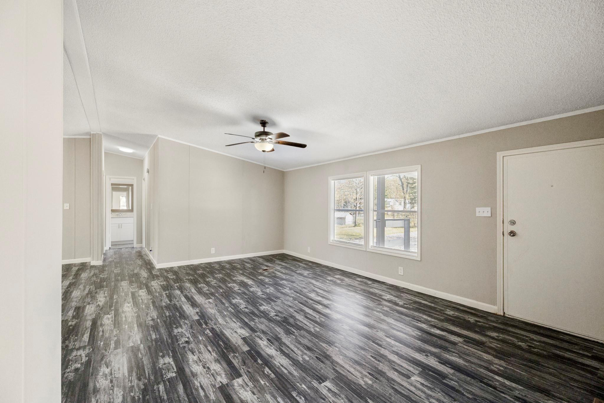 11438 Creek Drive
