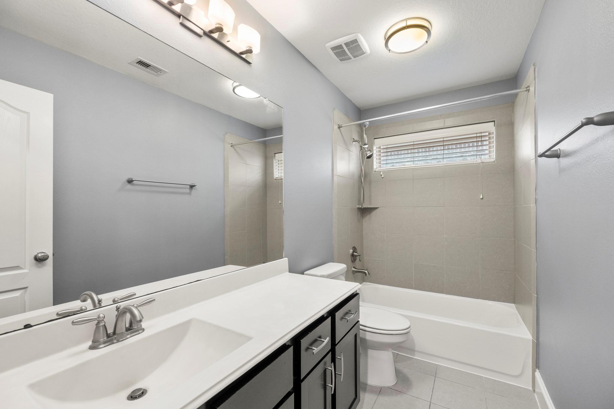 8146 Laughing Falcon Trail
