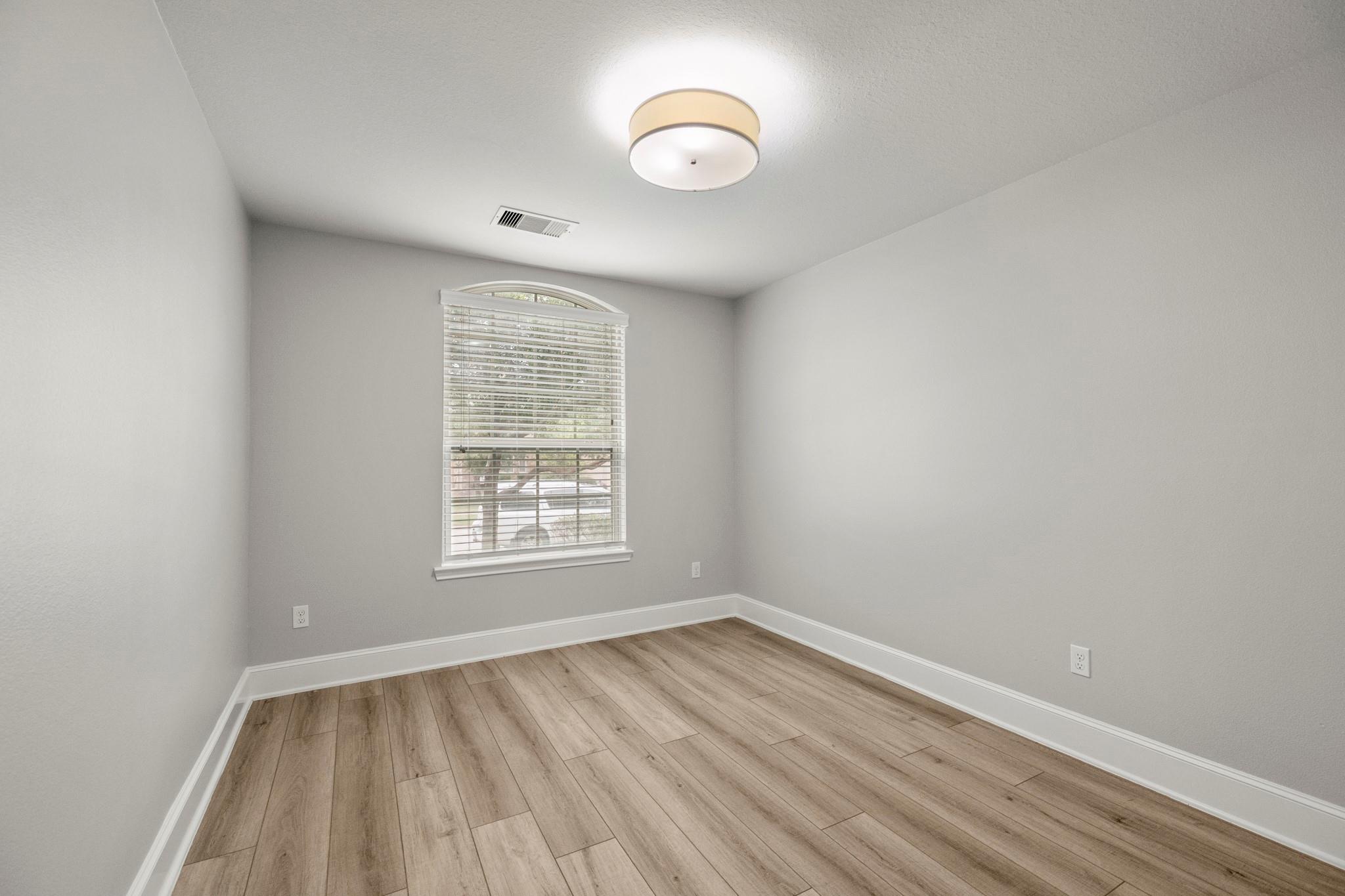 8146 Laughing Falcon Trail