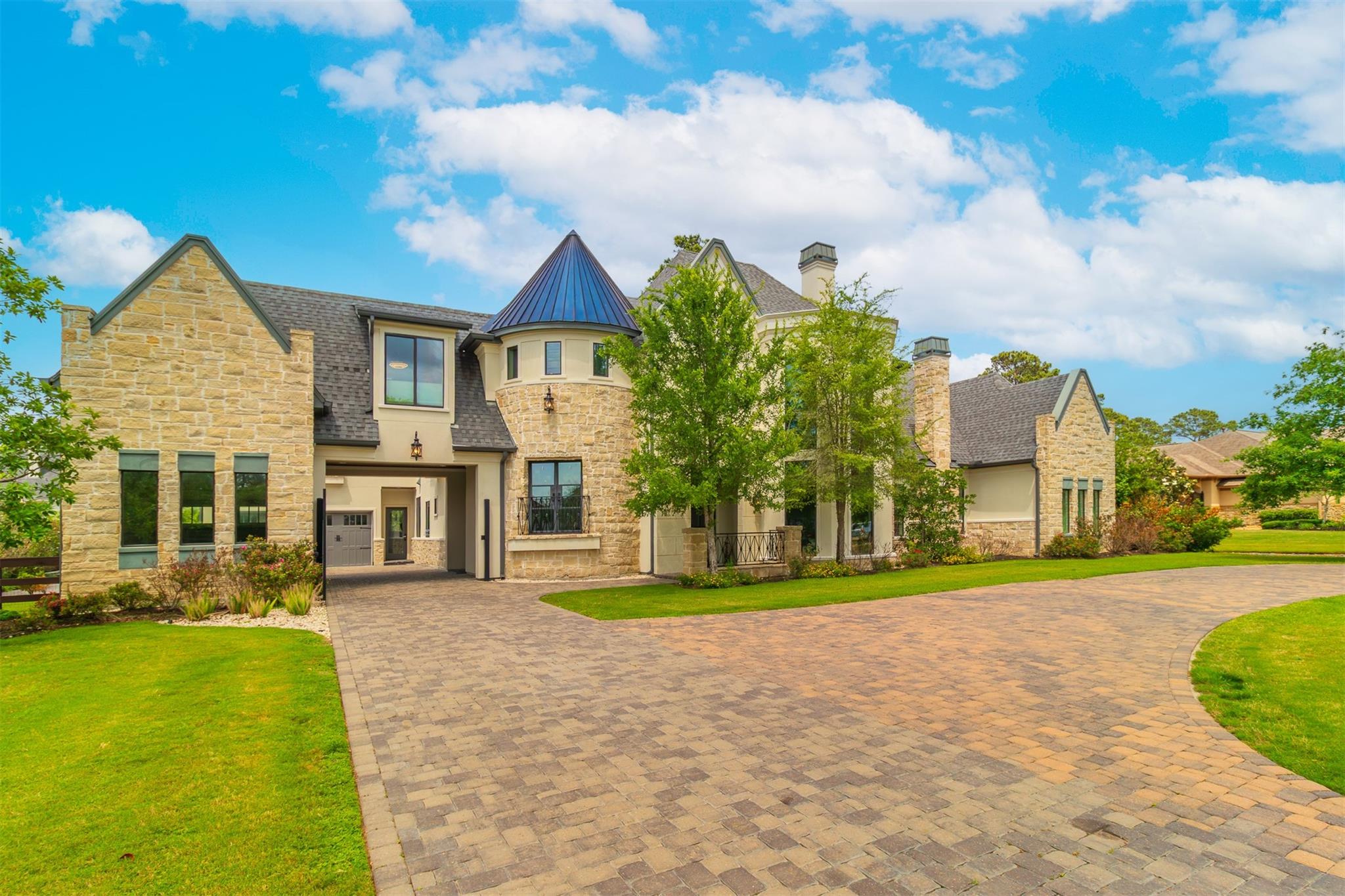 23 Rugged Lark Circle