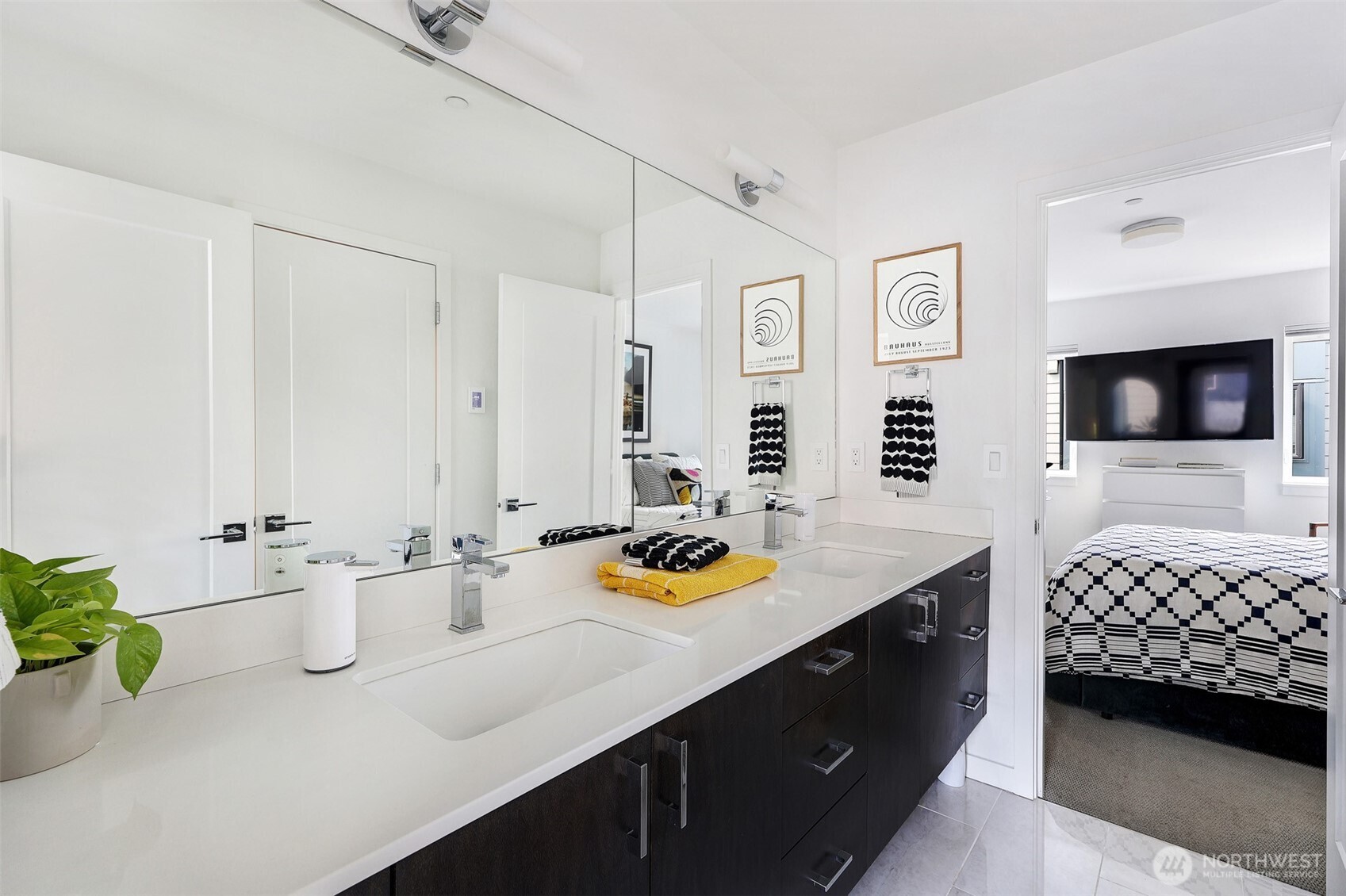1117 34th Avenue Unit: B
