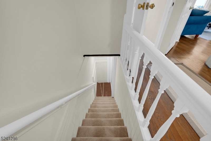 38 Morris Ave