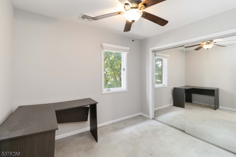 48B Ridgedale Ave