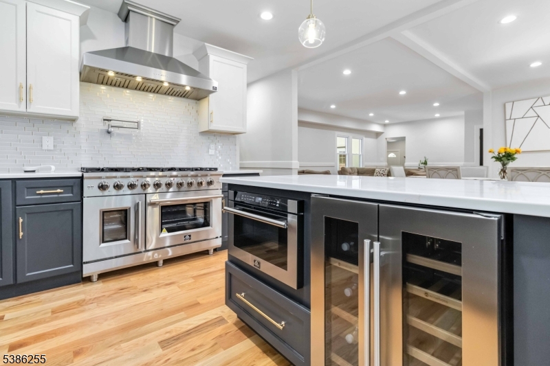 9 Jones Dr
