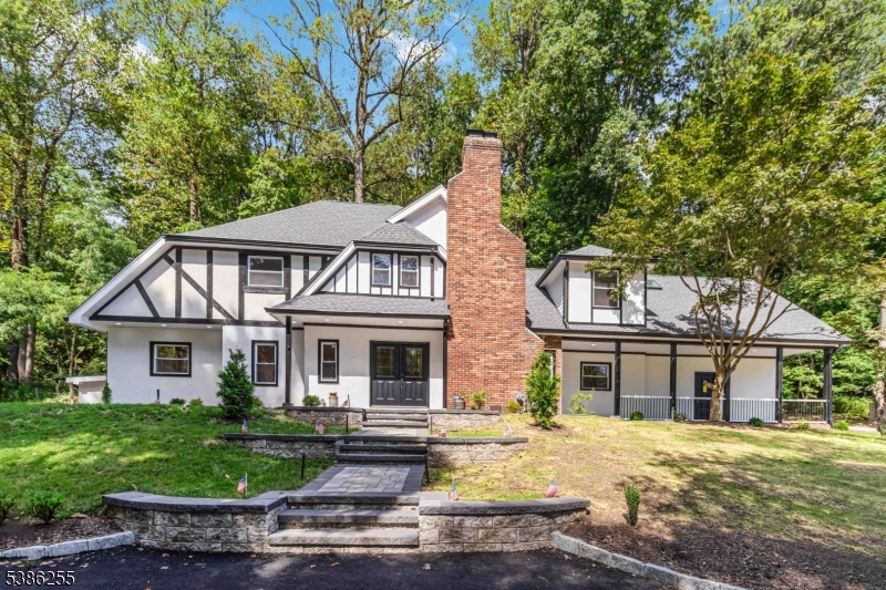 9 Jones Dr