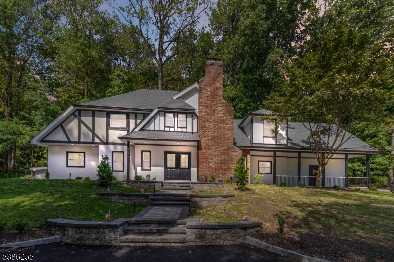 9 Jones Dr