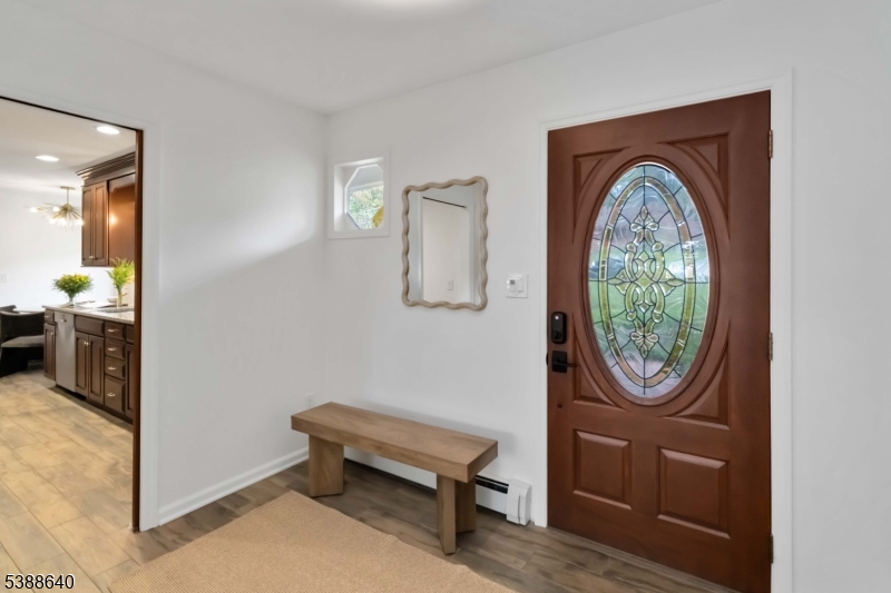 23 Colonial Dr