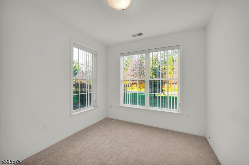 1109 Johnson Dr 1109