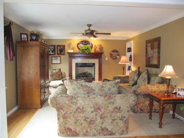 1109 Johnson Dr 1109