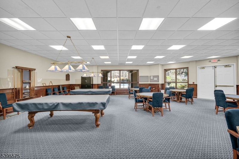 1109 Johnson Dr 1109