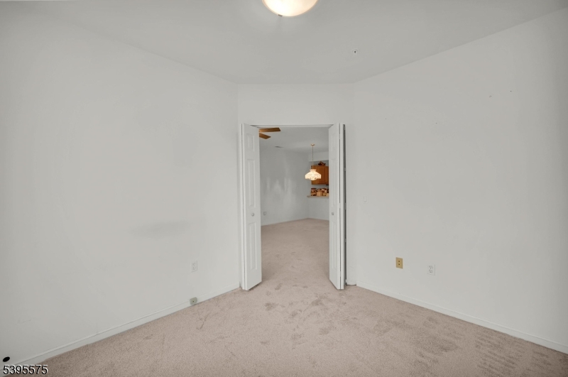 1109 Johnson Dr 1109