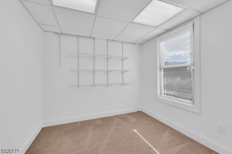 38 Morris St